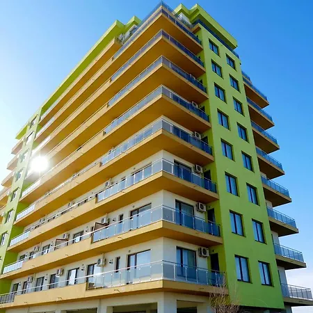 Skyline Summerland *